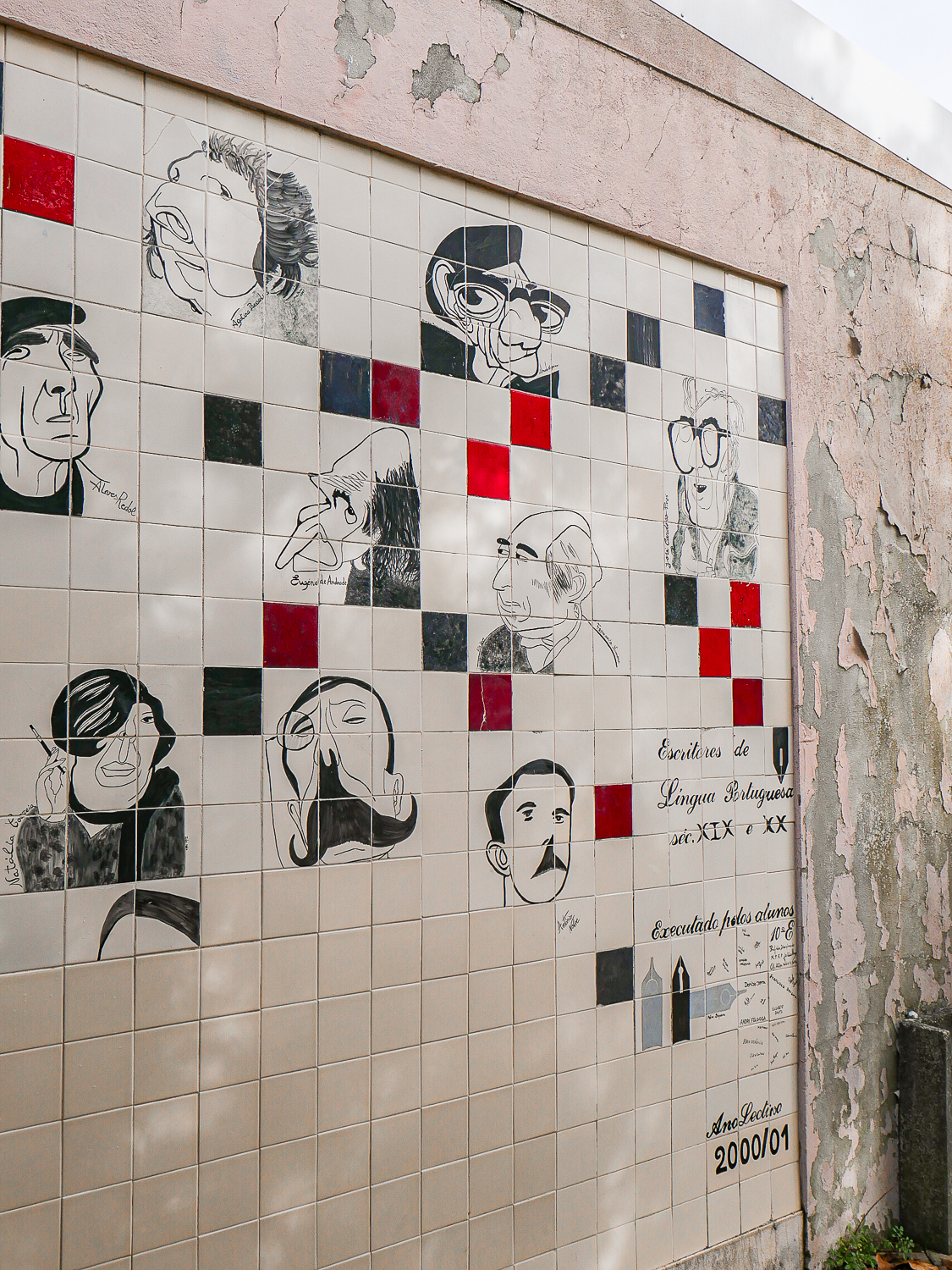 Escola Secundária Dr. Ginestal Machado